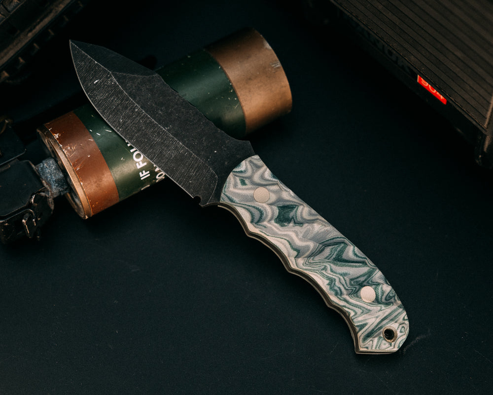 Disaster Cub- Burl G10 Forest Green/Tan/Grey, Desert Tan G10 Pins, OD Green G10 Lanyard Pin, Chaos Grip