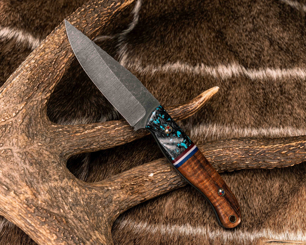 Crow Jr- Turquoise Rocky Wave Carbon, Americana G10 Split, Hawaiian Curly Koa, Patriot Mosaic Pins, Brass Lanyard Pin, Textured Grip