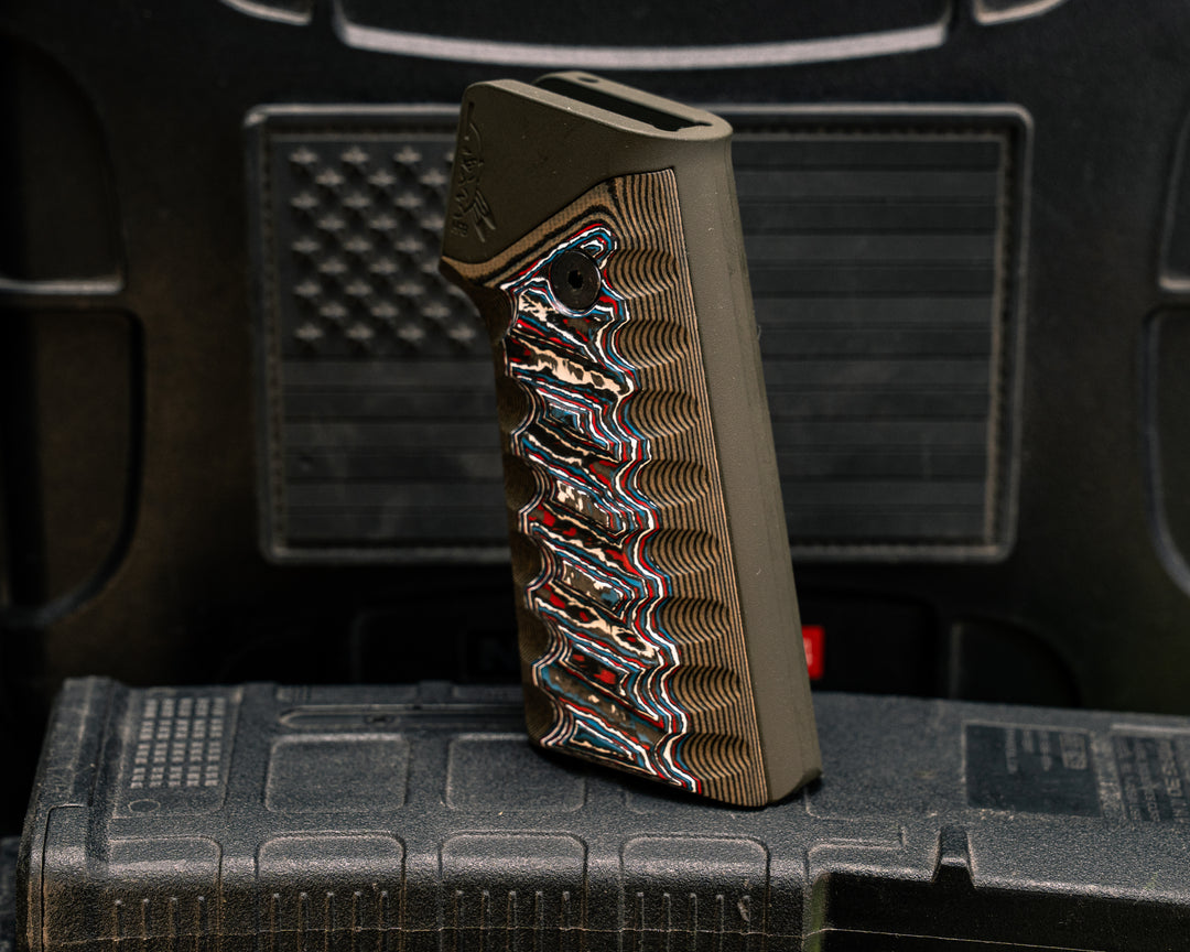 AR style Grip System - Nebula FAT Carbon Over Coyote and Black G10, OD Green Cerakote, Snake Grip