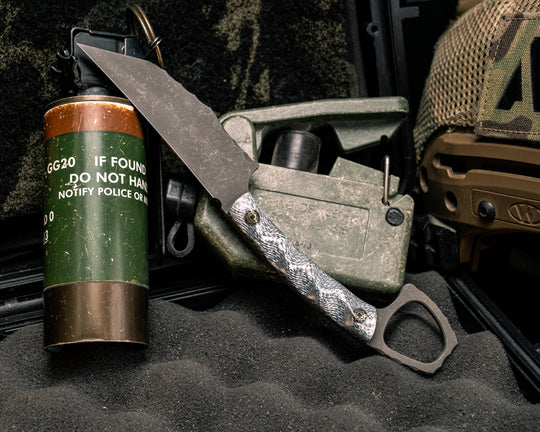 SOPHS- Silver Carbon, Mosaic Pins Textured Grip