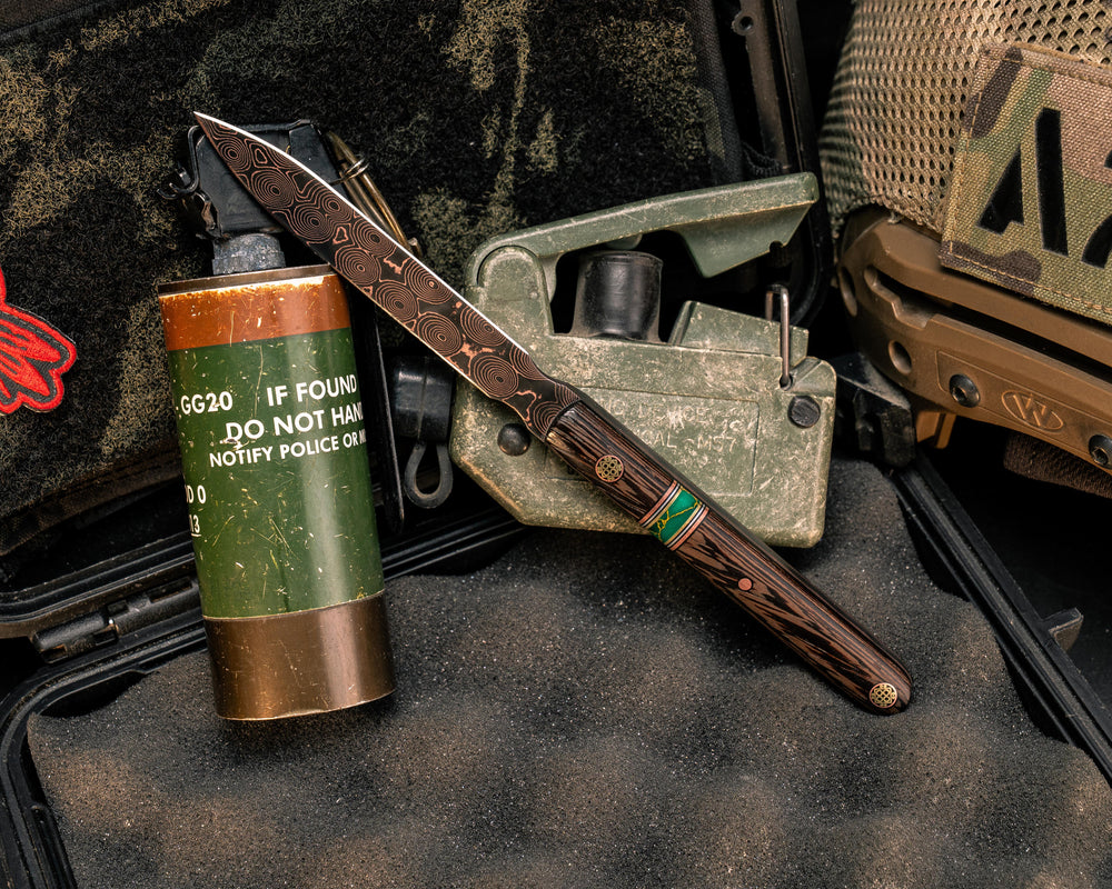 OSS Spike- Baker Forge Raindrop CopperMai- Black Palm, Black G10, Copper and Aluminum Pin Striping, Arizona Jade Tru-stone Split, Mosaic Pins, Copper Pin, Smooth Grip