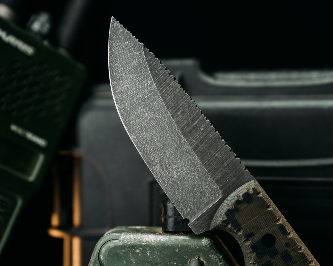 Cav-Breacher- Navy S.E.A.L AOR2 Cammie Micarta, CF Pins, Flat Textured Grip