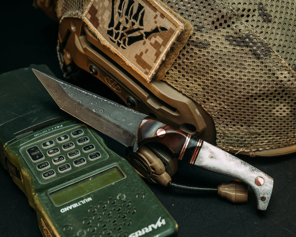 SHAW SHIV x HFB - Baker Forge Matrix Damascus- Hawaiian Curly Koa, Copper and Black G10 Pin Striping, Black Dark Matter Carbon Split, Copper Pins, 1/8" Mosaic Pin, Grooved Grip