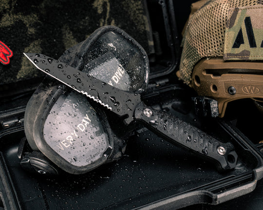 Dive Knife Tanto- Dive Knife- Fiber Glass Shred Carbon, Armor Black Cerakote, Ti Allen Bolts, Textured Grip