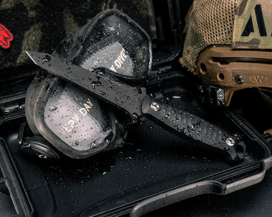 Dive Knife Tanto- Dive Knife- Fiber Glass Shred Carbon, Armor Black Cerakote, Ti Allen Bolts, Textured Grip