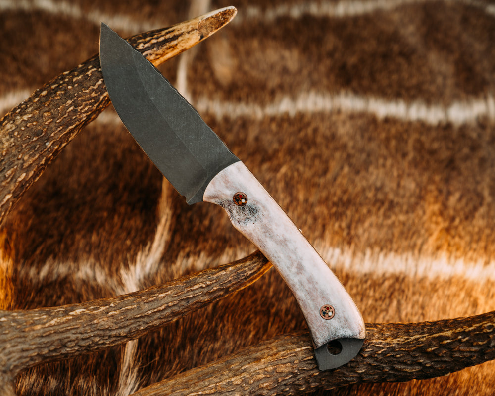 Cav Jr Back Country- Patriot Mosaic Pins, Contoured Grip
