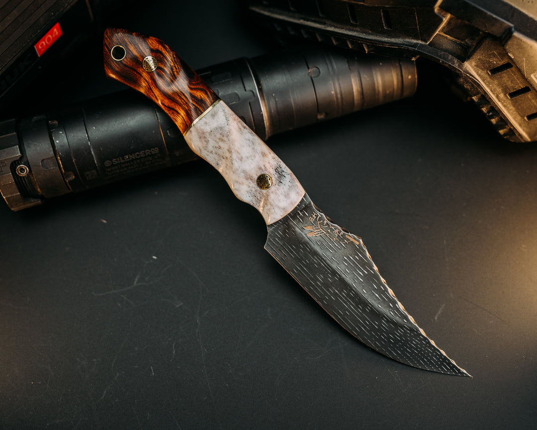 Red Cloud- Vegas Forge Dot Matrix Damascus- Brass Split, Desert Ironwood, Mosaic Pins, Brass Lanyard Pin, Textured Grip