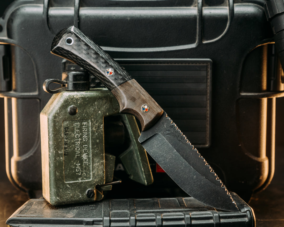 Nashi- Navy S.E.A.L AOR1 Cammie Micarta, Black G10 Split, Carbon Fiber, Patriot Mosaic Pins, Aluminum Lanyard Pin, Old School Rockwork, Smooth Angled Grip