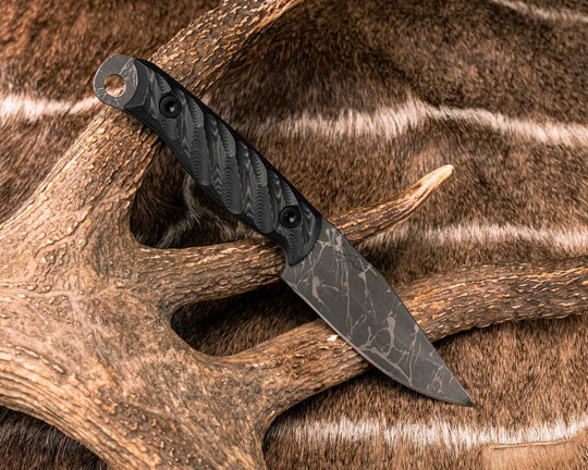 Crow Jr- Black Dunes Carbon, Allen Bolts, Textured Grip
