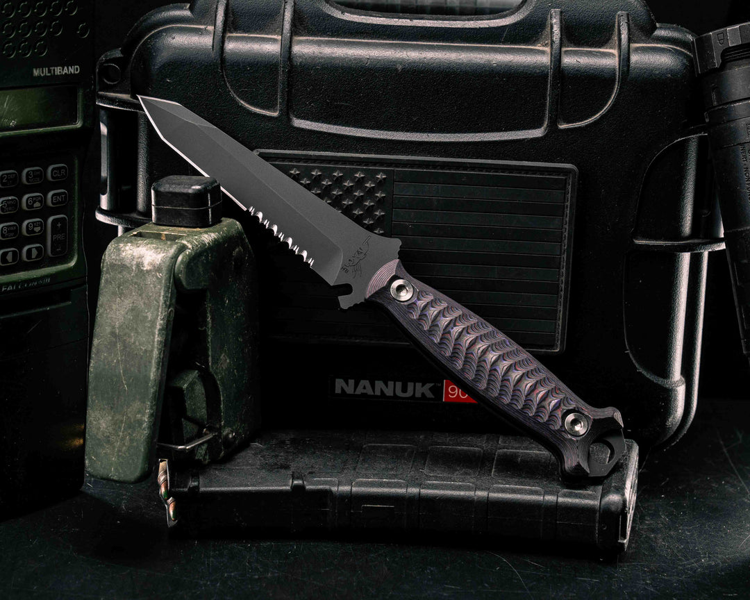 Dive Knife - Purple Haze Carbon, Armor Black Cerakote, Allen Bolts, Iron Grip