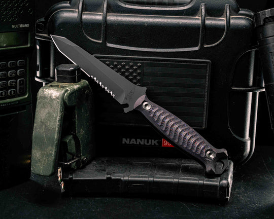 Dive Knife - Purple Haze Carbon, Armor Black Cerakote, Allen Bolts, Iron Grip