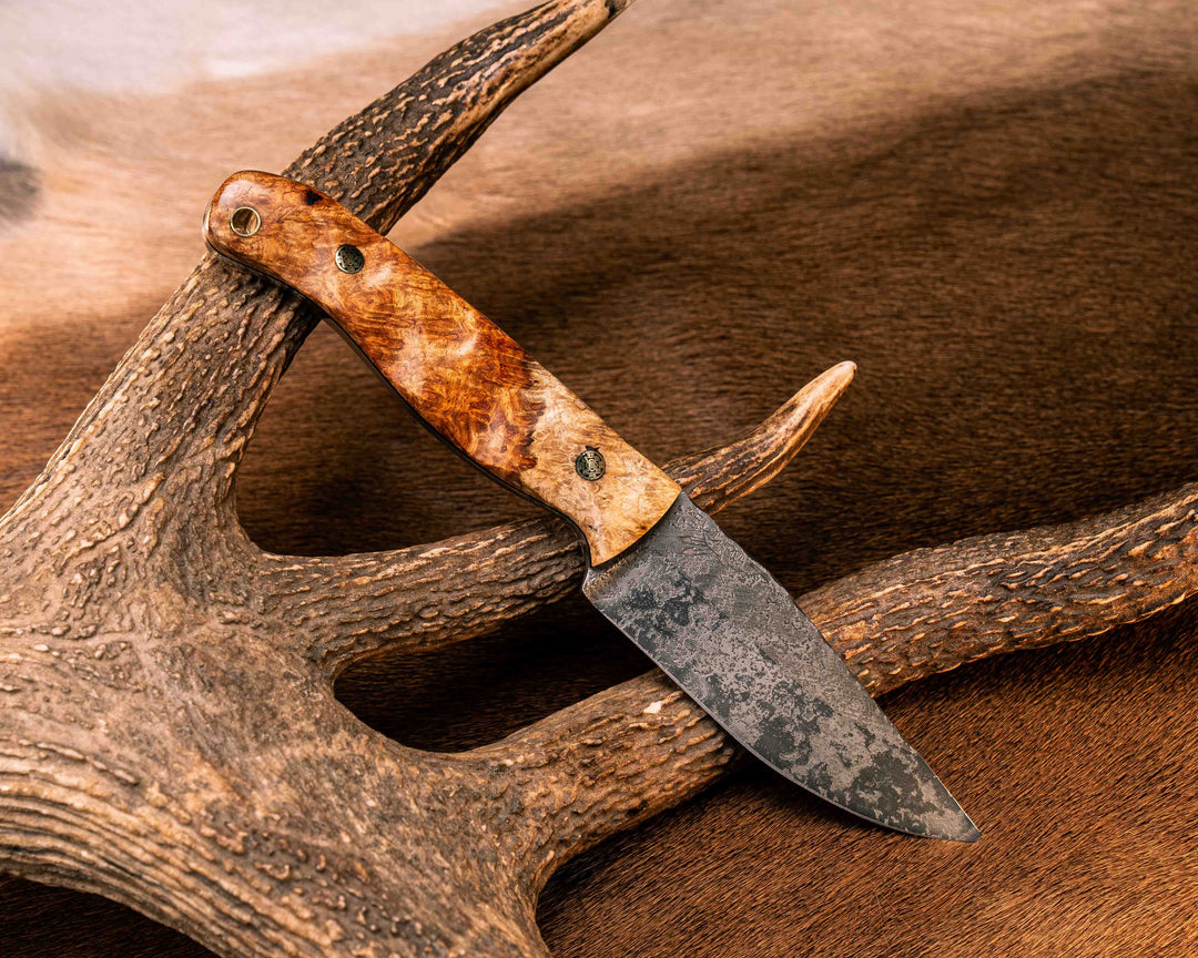 Crow Jr- Lion's Blood Amboyna, Mosaic Pins, Brass Lanyard Pin, Textured Grip