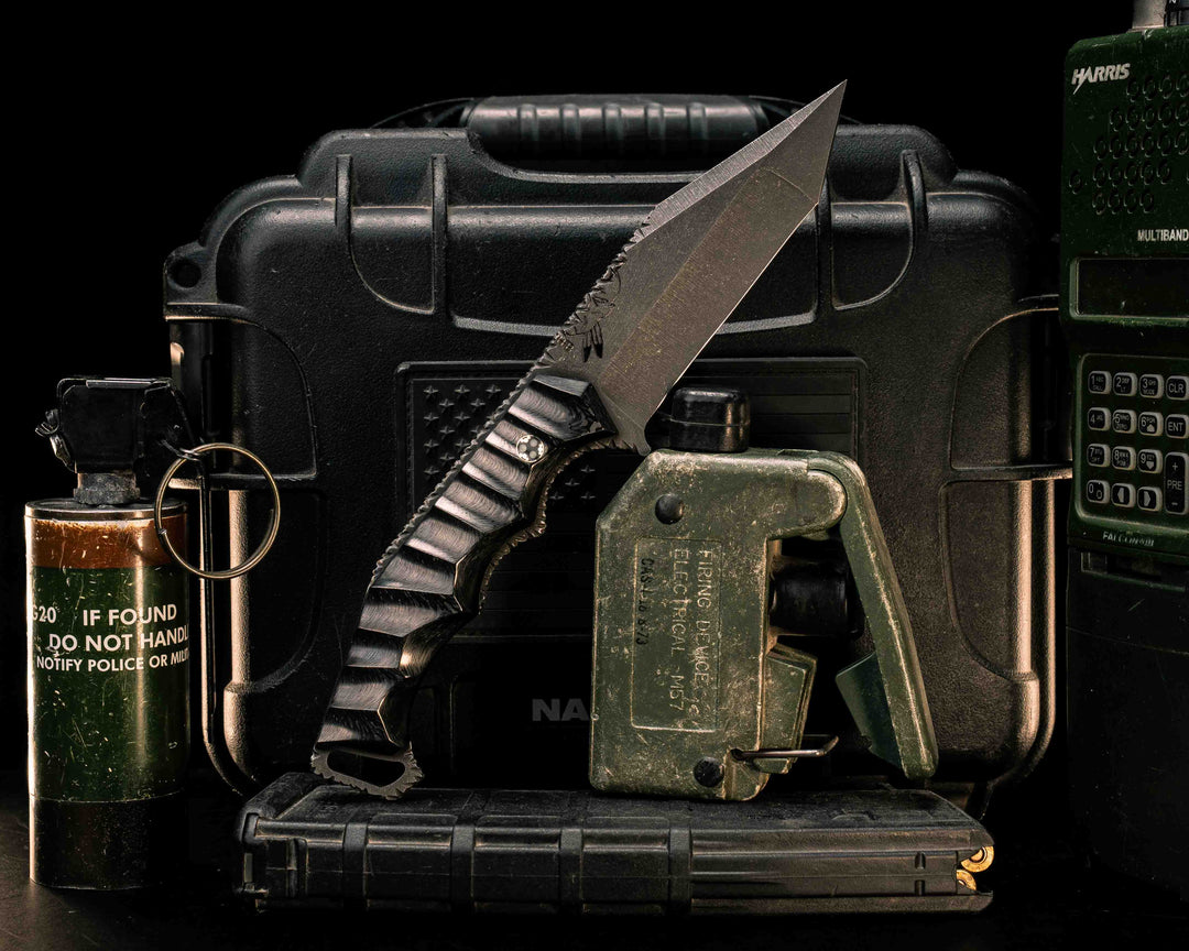 The Sabot- 2x2 Twill Carbon, Glow Mosaic Pin, Hidden Pin in Tang, Compound Grind, Textured Grip