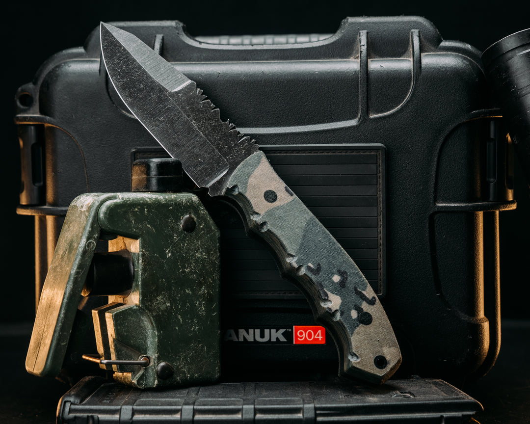 Breacher Jr- Royal Saudi Chocolate Chip Cami Micarta, Micarta Pins, Smooth Grip