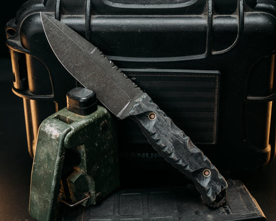 Hog Hunt- ATAC's Urban Ghost Cami Micarta, Mosaic Pins, Textured Grip
