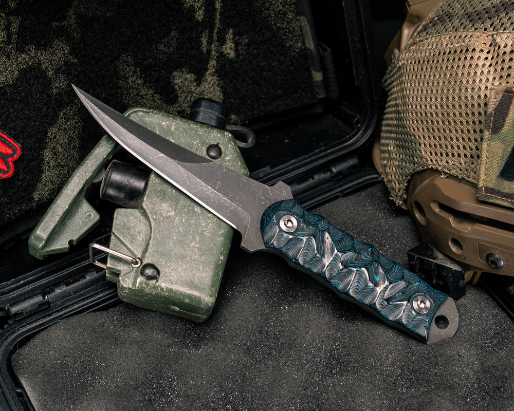 Combat Filet- Arctic Storm Carbon Fiber, Ti Allen Bolts, Textured Grip