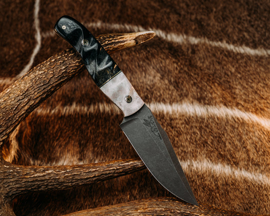 Crow Scalper- Elk Antler, Black G10 & Brass Split, Dyed Giraffe Bone, Textured Grip.