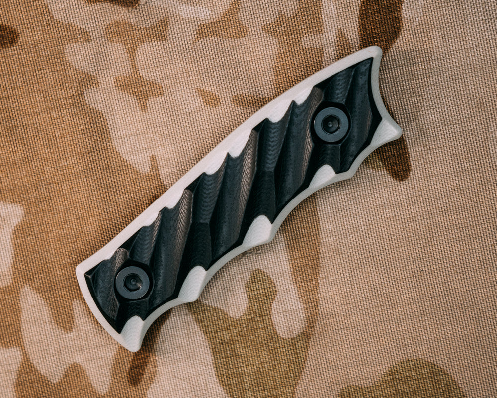 Disaster Jr Scales- Black Over White G10, Allen Bolts, Iron Grip