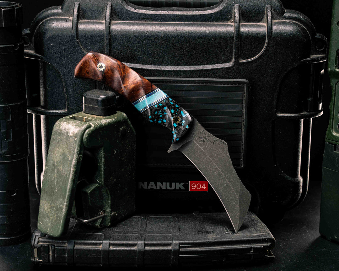 Vulture- Turquoise Rocky Wave Carbon, Black G10, Aluminum and Blue G10 Pin Striping, Tiffany Blue G10 Split, Desert Ironwood, Mosaic Pins, Textured Grip