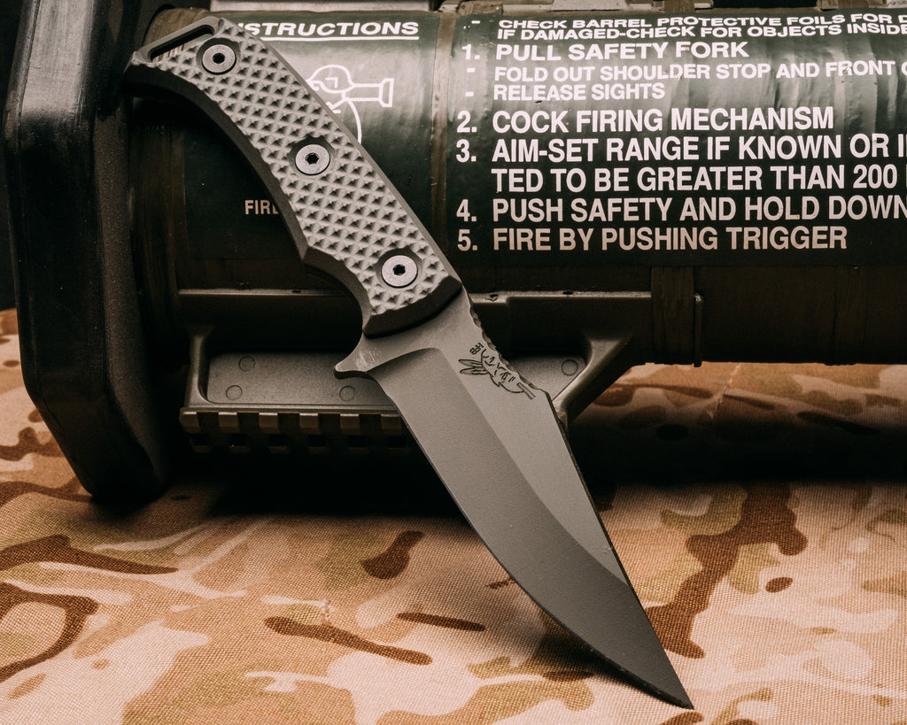 Tosahwi - charcoal grey and ruby G10 liner, OD green cerakote, allen bolts, dimple grip