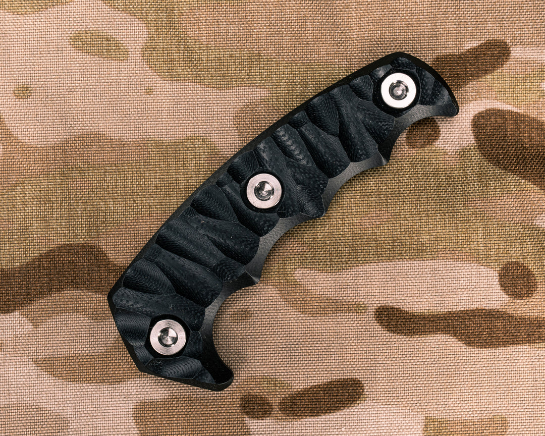 Humint Scales- Black G10, Ti Hardware, Chaos Grip