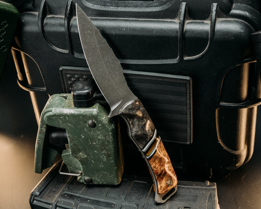 Ishi - Dyed Redwood, Black, Gray & White G10, Amber w/ Specks Recon Stone, Amboyna, Mosaic Pins, Textured Grip.