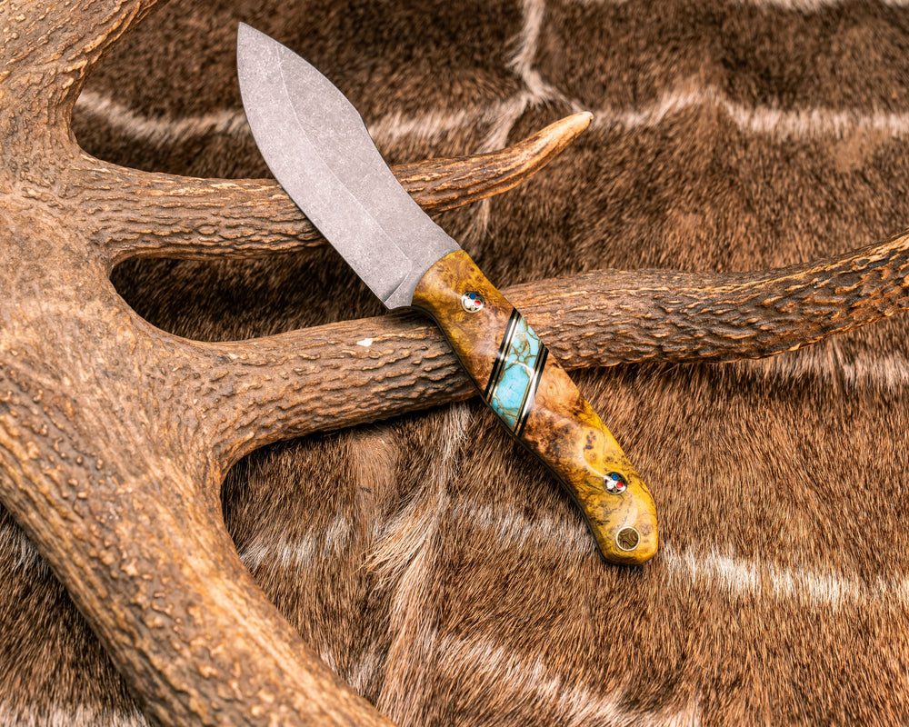 Skinner Jr- Dyed Amboyna, Black G10 and Brass Pin Striping, Turquoise with Gold Web Tru-stone Split, Patriot Mosaic Pins, Brass Lanyard Pin, Textured Grip