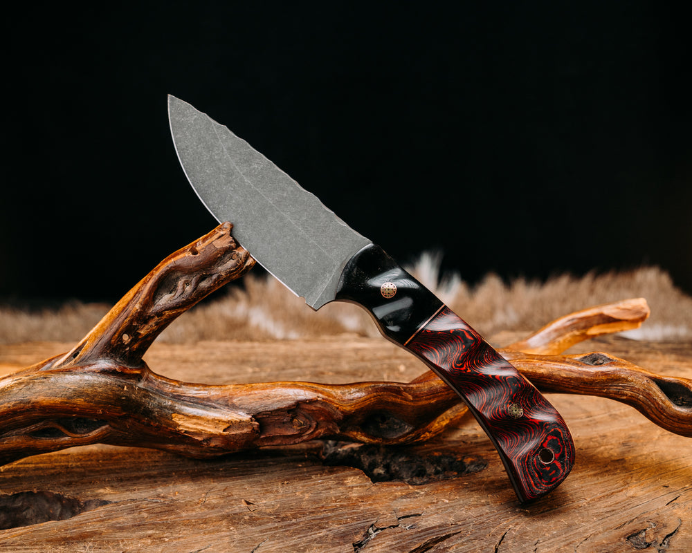 Cavner- Rams Horn, Black G10 and Copper Split, Lava Flow FAT Carbon, Mosaic Pins, Copper Lanyard Pin, Textured Grip