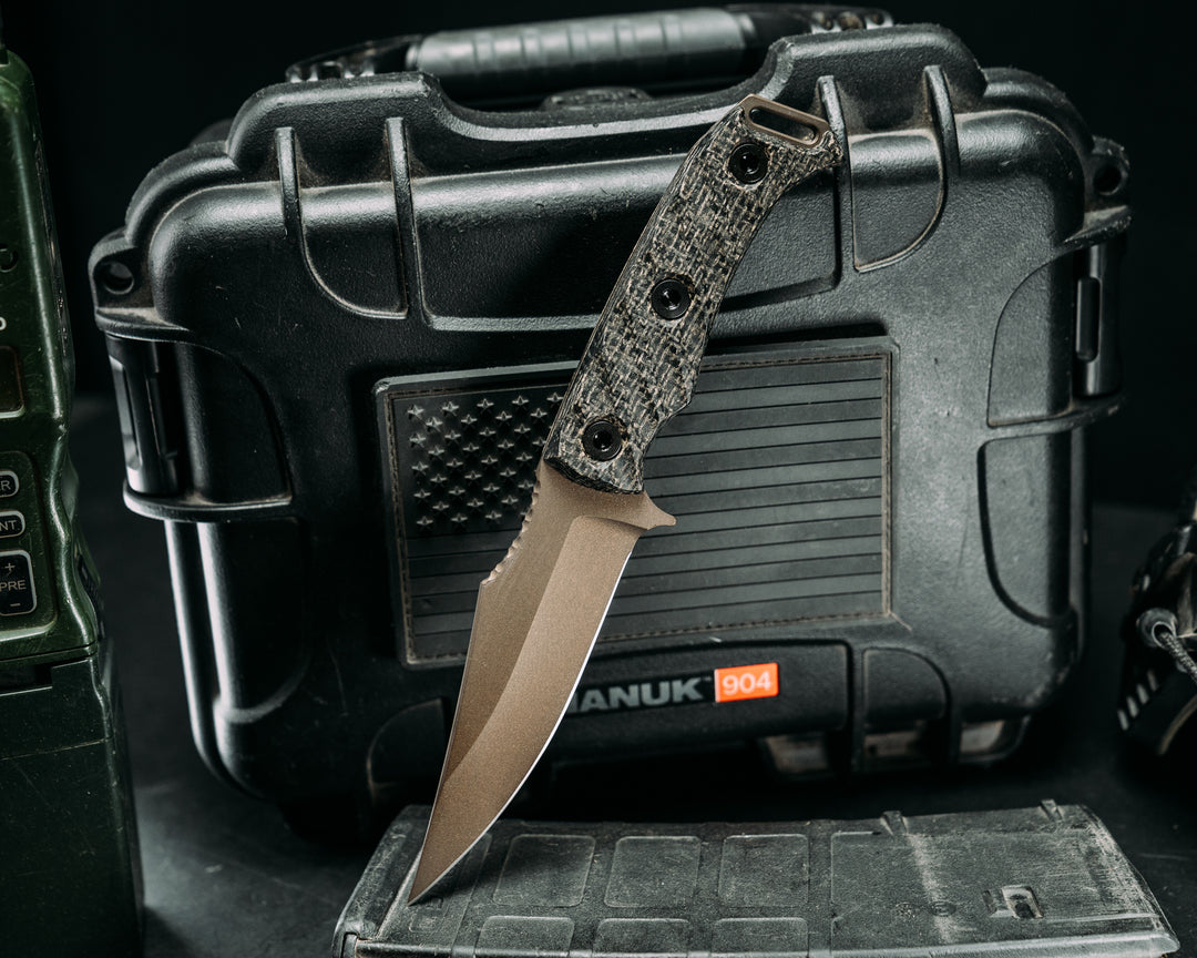 Tosahwi - Black Burlap Micarta, Midnight Bronze Cerakote, Allen Bolts, Textured Grip