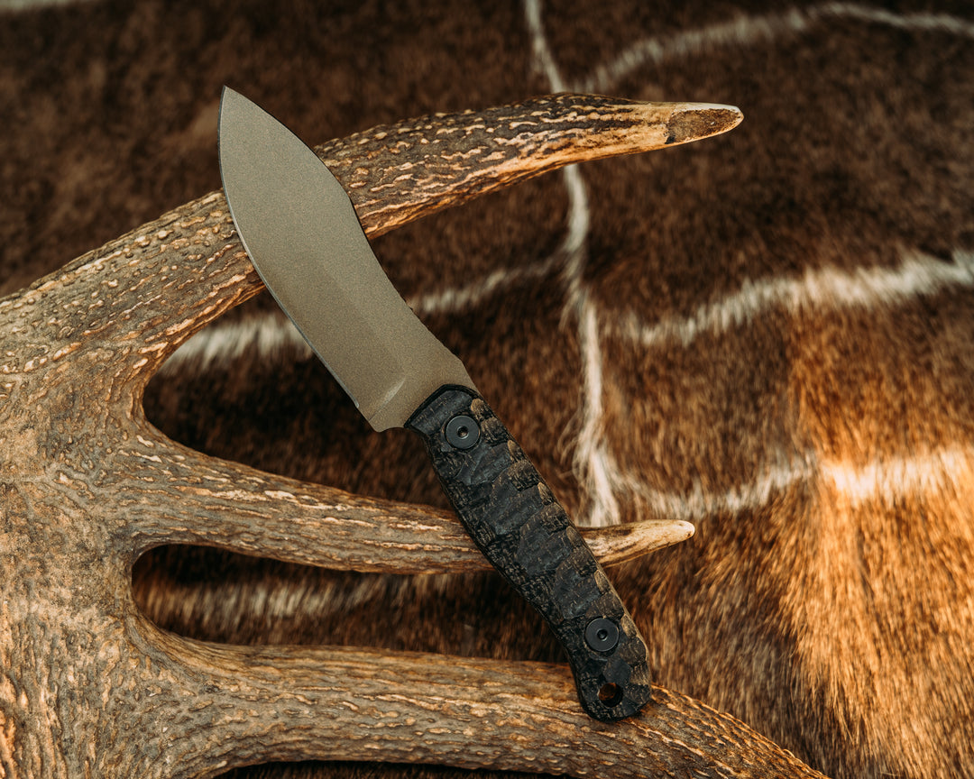 Skinner Jr- Black Burlap Micarta, Midnight Bronze Cerakote, Allen Bolts, Chaos Grip