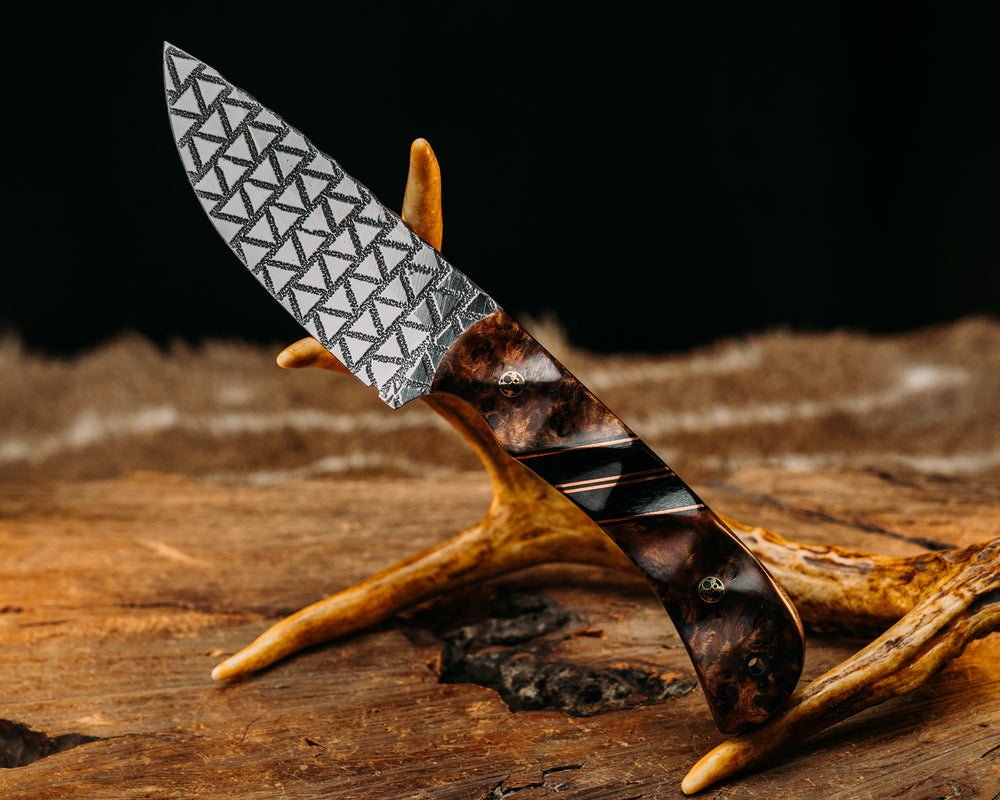 Cavner- Mahogany, Black G10 & Copper Pin Striping, Black Canvas Micarta Splits, Mosaic Pins, CF Lanyard Pin, Textured Grip.