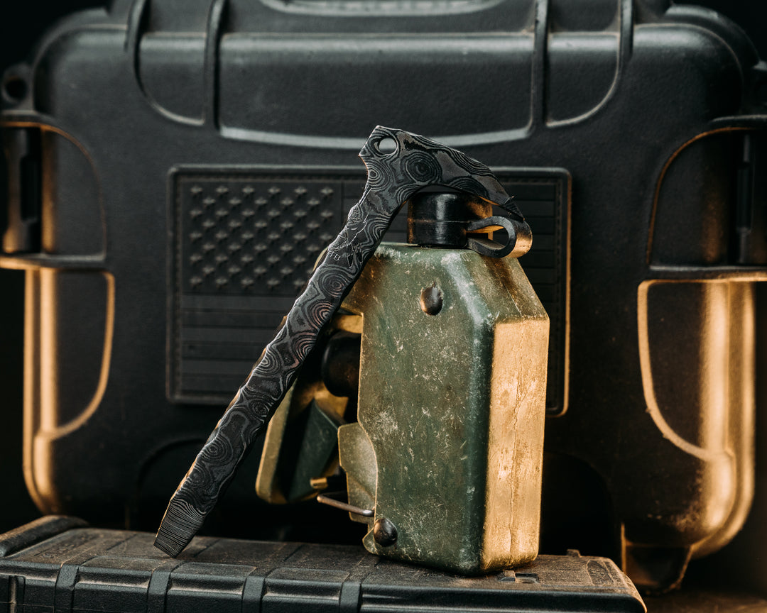 Mini Pry Bar- Baker Forge Raindrop Damascus