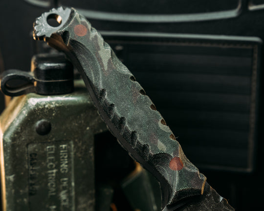 Crow Pre-Jay- Rhodesian Ridgeback Camo Micarta, Brown Canvas Micarta Pins, Textured Grip