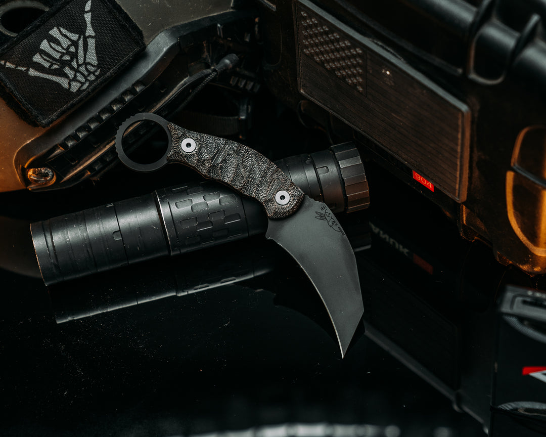 Karambito - Black Canvas Micarta, Armor Cerakote, Allen Bolts, Chaos Grip.