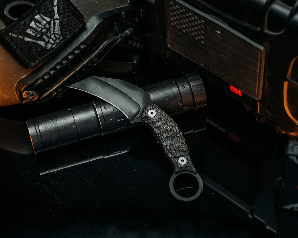 Karambito - Black Canvas Micarta, Armor Cerakote, Allen Bolts, Chaos Grip.