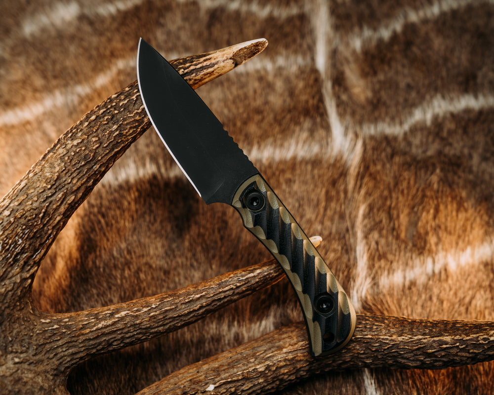 Cav Jr Back Country- OD Green and Black G10, Armor Black Cerakote, Allen bolts, Textured Grip