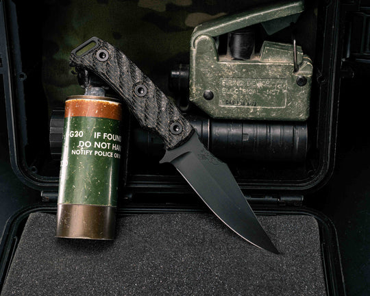 Tosahwi - Black Burlap Micarta, Armor Black Cerakote, Allen Bolts, Textured Grip