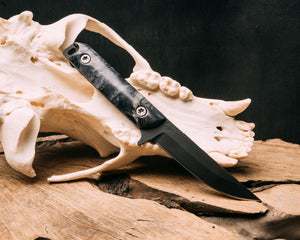 Kwaiken FC- Dyed Box Elder, Armor black cerakote, Ti torx bolts, smooth grip