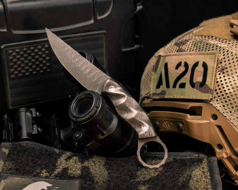 Osoraku 3" Mini - Gold Camo Carbon, Mosaic Pins, Textured Grip