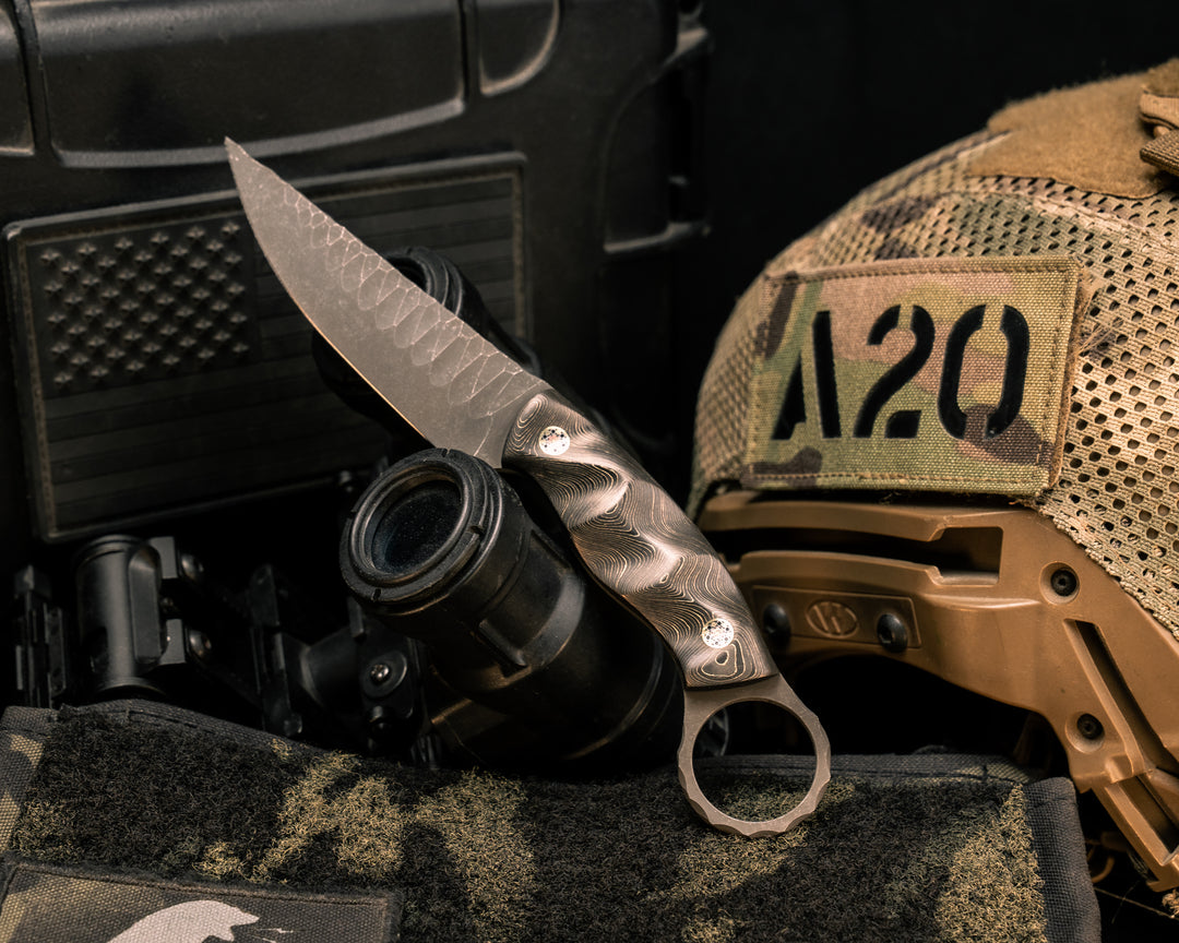 Osoraku 3" Mini - Gold Camo Carbon, Mosaic Pins, Textured Grip