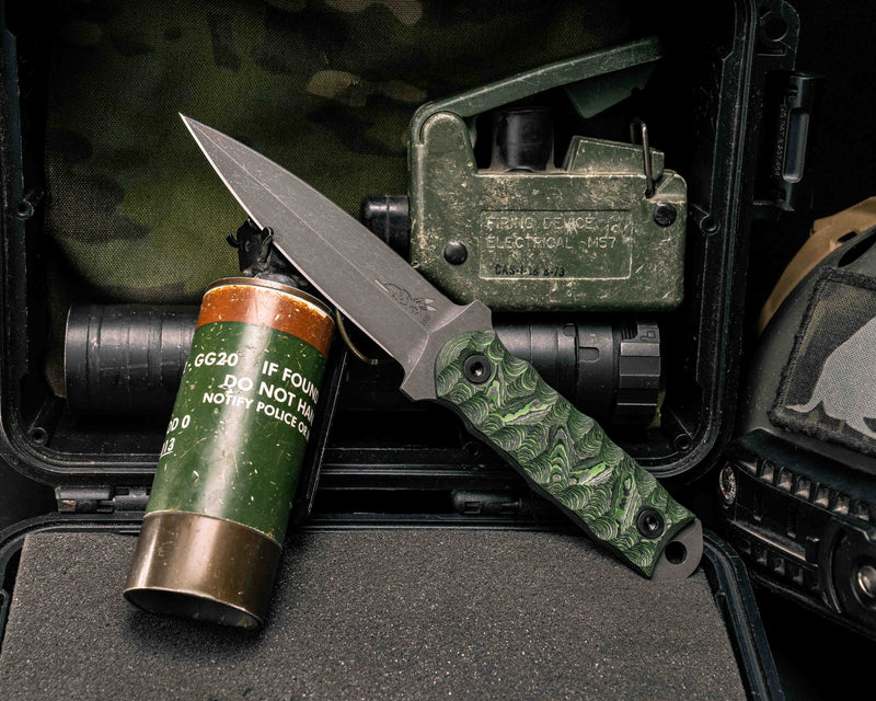 Combat Dagger- Jungle Wear Carbon, Allen Bolts, Textured Grip