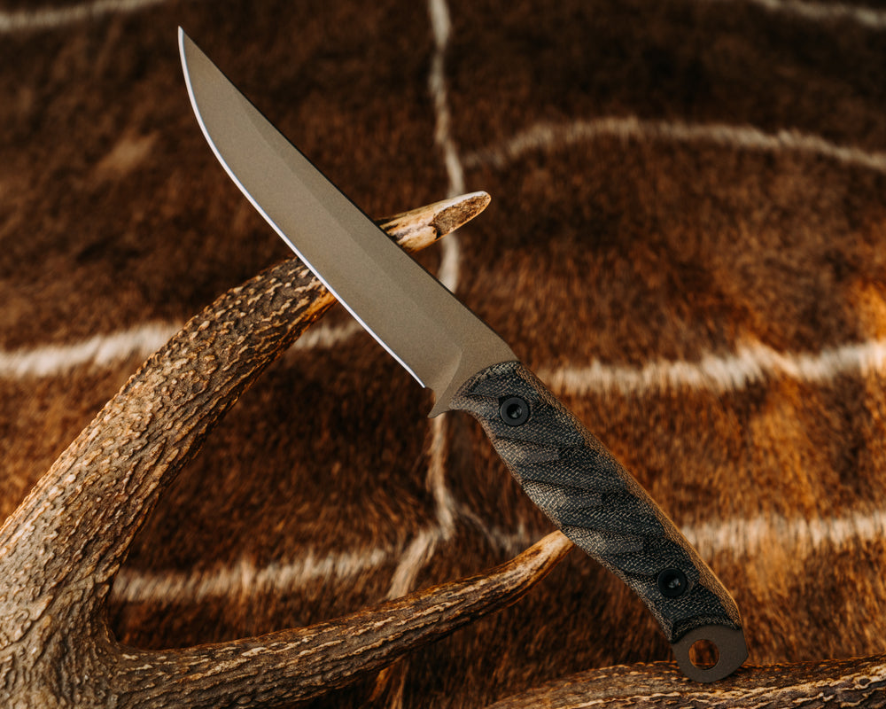 Crow Breakdown - Black/OD Green Canvas Micarta, Midnight Bronze Cerakote, Allen Bolts, Textured Grip