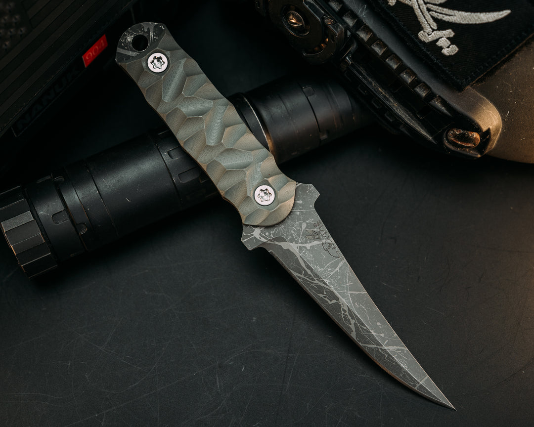 Combat Filet - Gray G10, Allen Bolts, Chaos Grip, splashed acid etch,