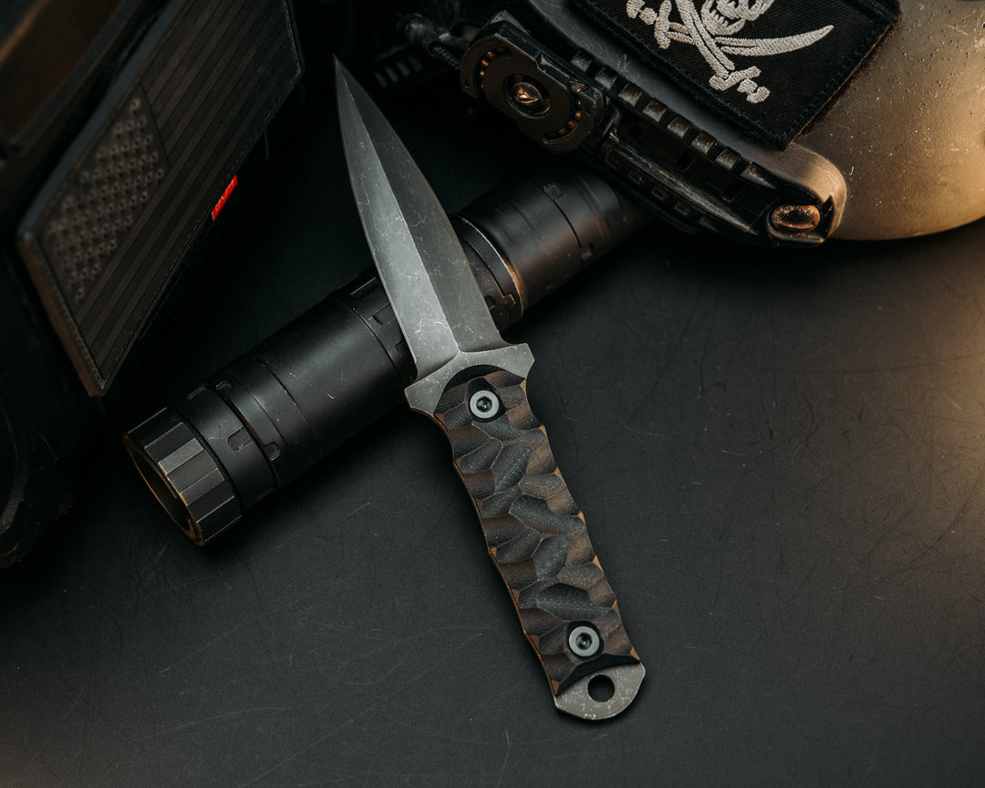 Combat Dagger - Black G10, Allen Bolts, Chaos Grip.