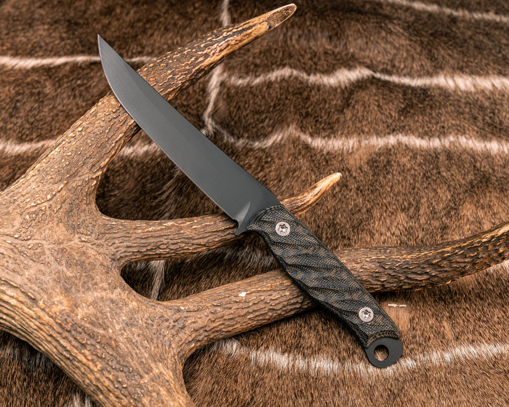 Crow Breakdown- OD Green/Black Canvas Micarta, Armor Black Cerakote, Ti Torx Bolts, Textured Grip