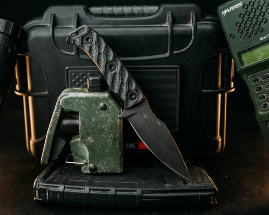 Ishi - Black Canvas Micarta, Allen Bolts, Textured Grip