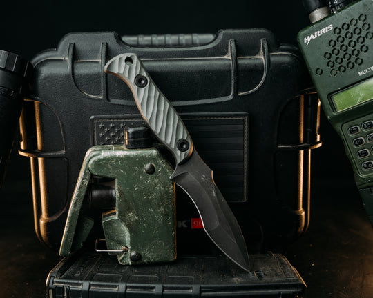 Extremis MK1 - Grey w/ Red Liner G10, Allen Bolts, Hollow Lanyard Hole, Textured Grip.