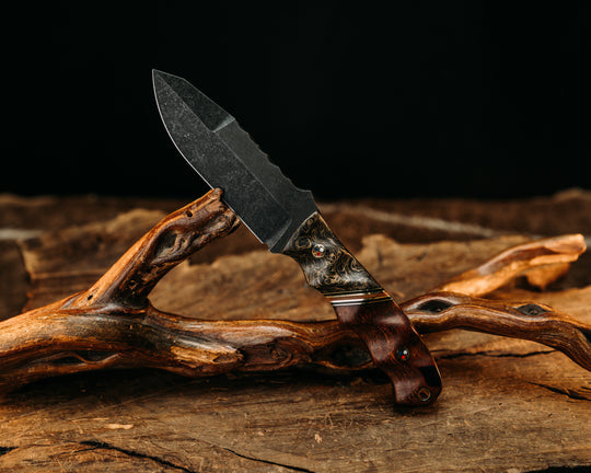 Disaster Jr Gen 3 - Gold Dark Matter Carbon, Black G10 & Brass Pin Striping, Natural Jute Micarta Split, Desert Ironwood, Patriot Mosaic Pins, Textured Grip.
