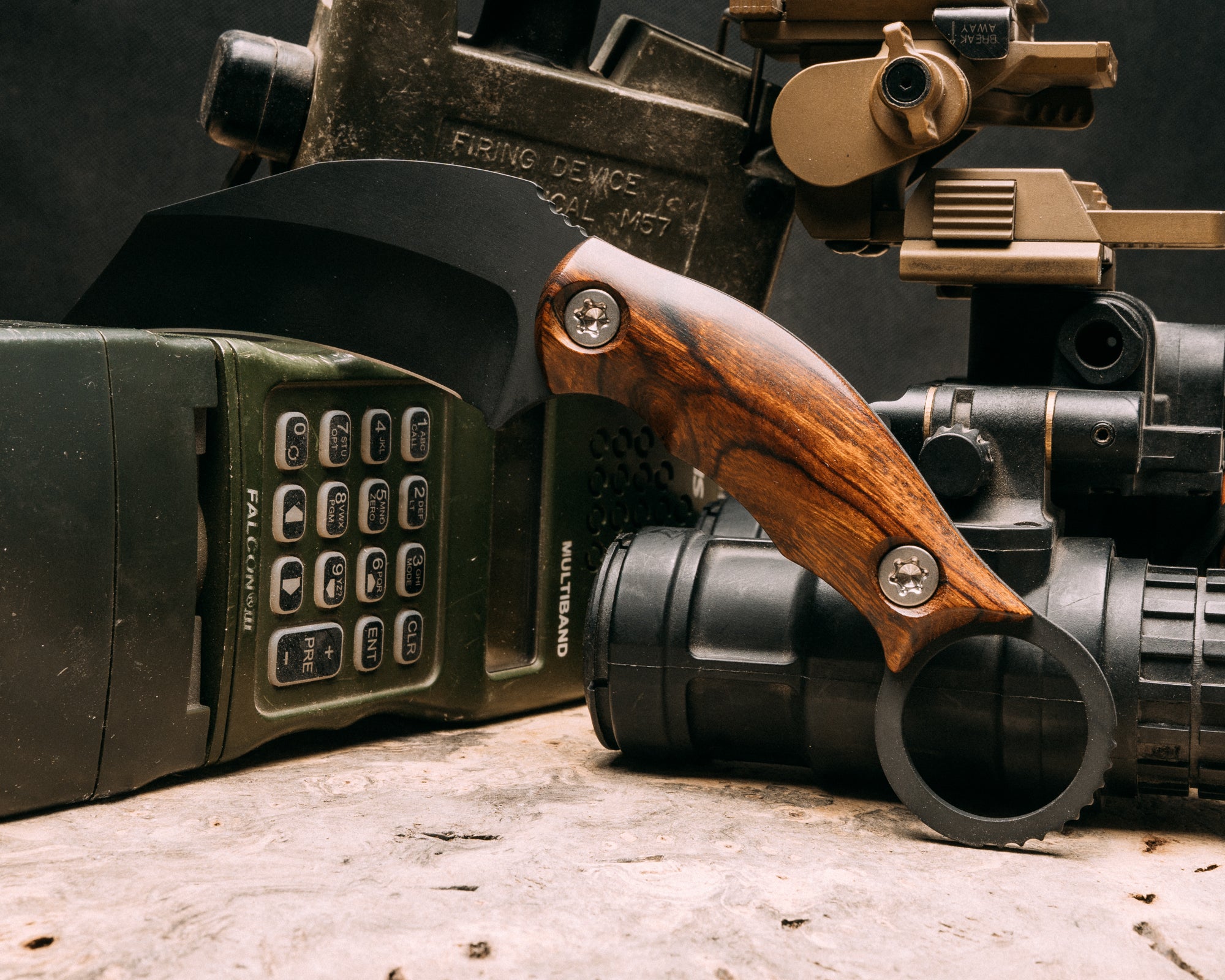 Karambito - Desert Ironwood, armor black cerakote, titanium torx bolts, smooth grip