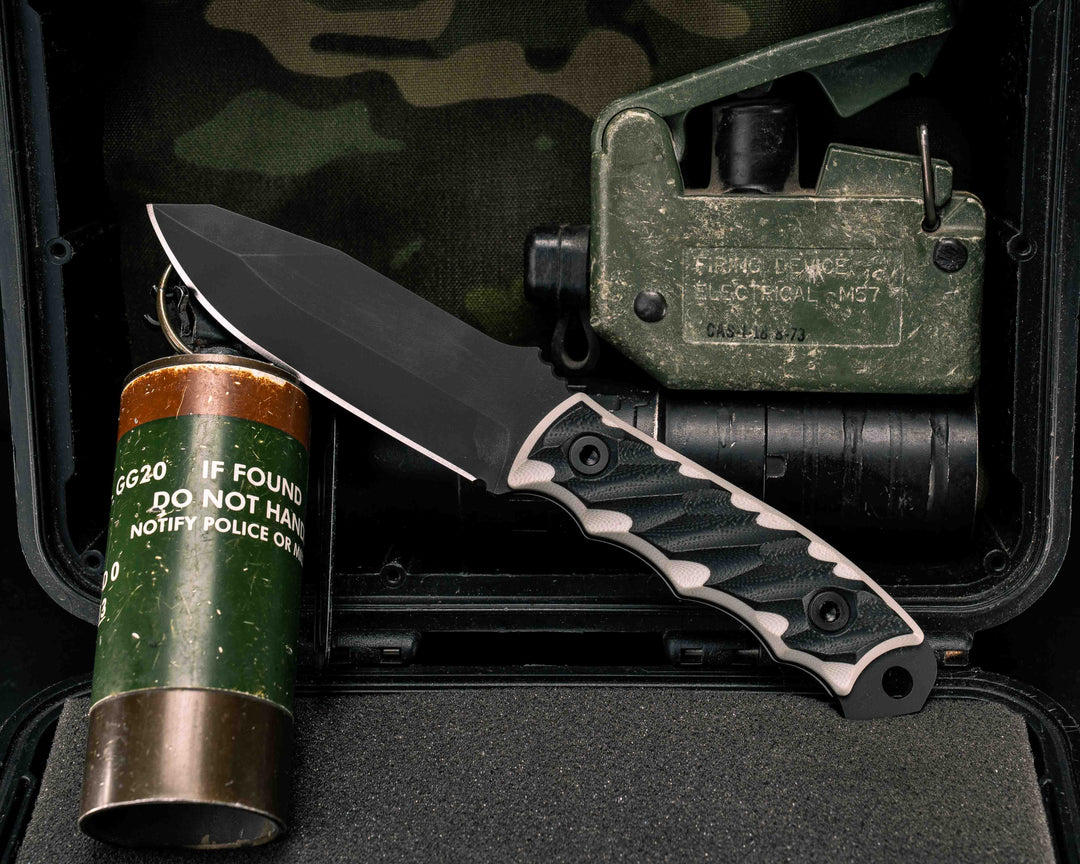 Disaster Jr - Black/White G10, Armor Black Cerakote, Allen Bolts, Textured Grip